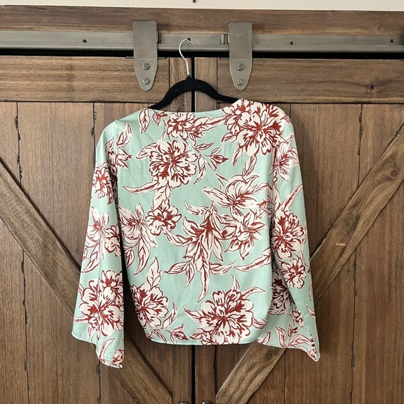 Zara Pullover Floral Faux Wrap Long Sleeve Top Size Medium - Picture 3 of 5